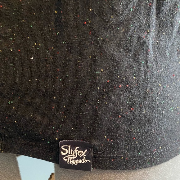 🍁2 for $6.00🍁 Crop Black top with confetti pattern - Picture 3 of 4